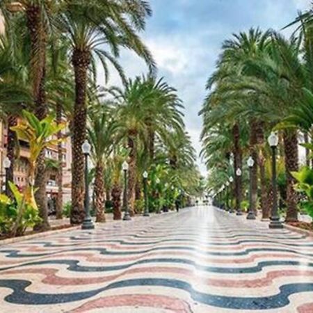 Apartamento Boutique Centrico A 5 Min Playa Аликанте Екстериор снимка